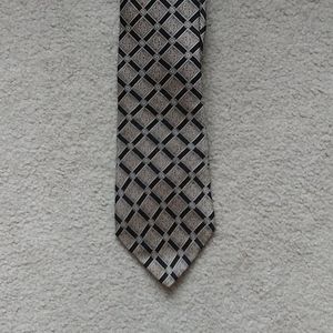 100% silk dress tie